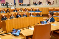 Abierta la inscripción del VI Torneo de Debate Preuniversitario que organizan el Parlamento de La Rioja y la Universidad de La Rioja