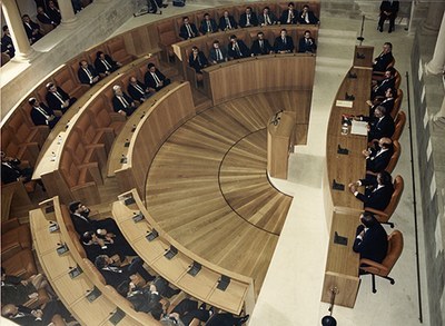 Sesión inaugural de la nueva sede del Parlamento. Tomás Asensio Loza. 1988. (Parlamento de La Rioja)