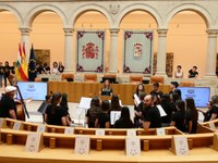 El Parlamento se suma a la Fiesta de la Música de la mano de Píccolo y Saxo