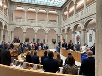 El Pleno  honra la memoria de las víctimas del 11-M