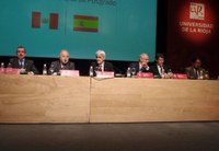 El Presidente de la Cámara ha participado en la clausura de los Cursos Internacionales de Postgrado impartidos por la UR