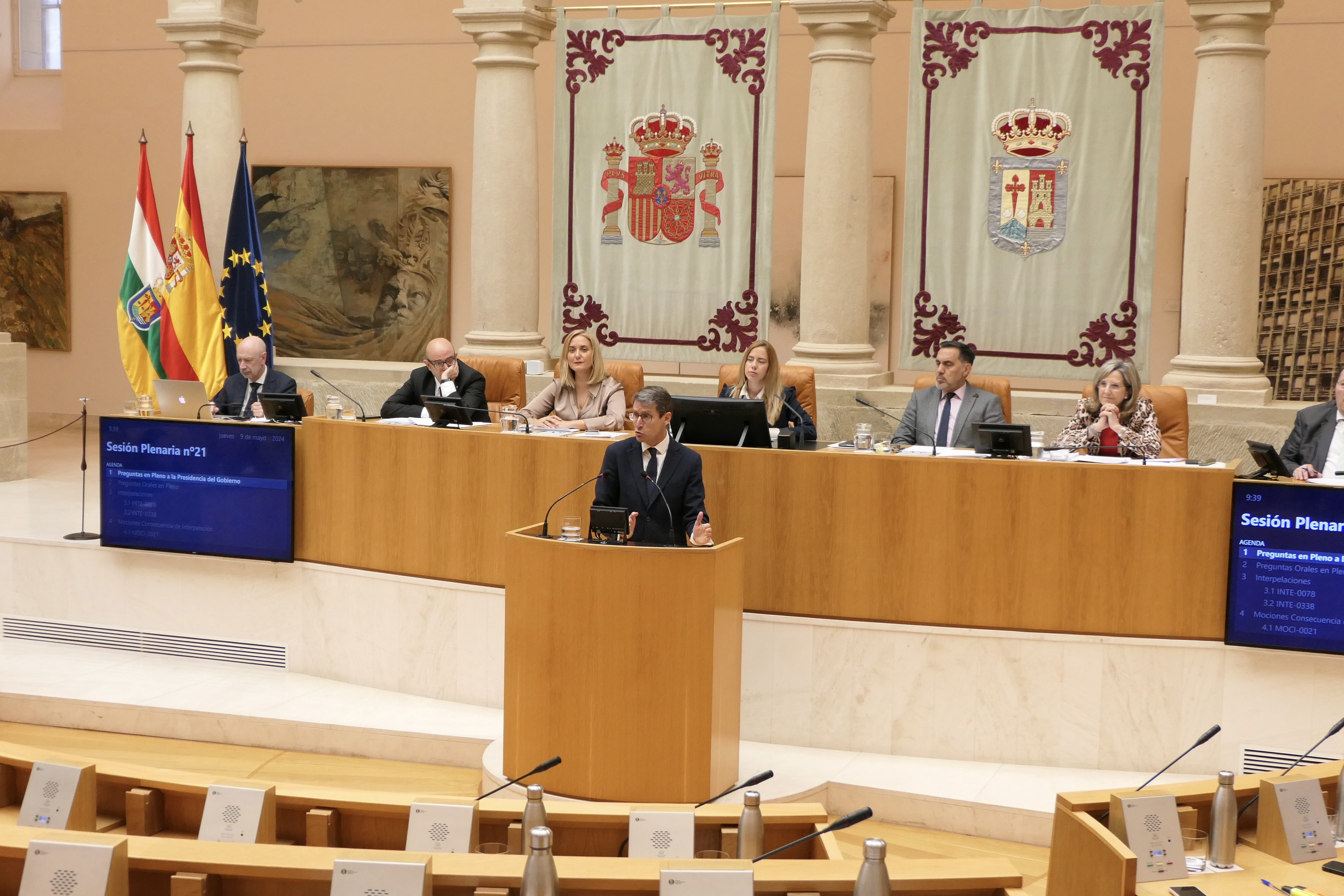 El presidente responde ante el Pleno