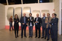 El Presidente del Parlamento asiste a la inauguración de la exposición "Glaciares" de David Rodríguez en el Museo Würth