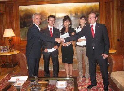 Entrega Becas Naciones Unidas