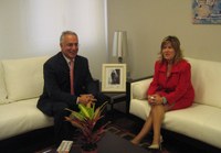 El Presidente del Parlamento ha visitado la Oficina de la Defensora del Pueblo Riojano