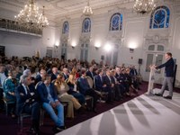 Fernández Cornago asiste a la entrega de los Premios de la Academia Riojana de Gastronomía