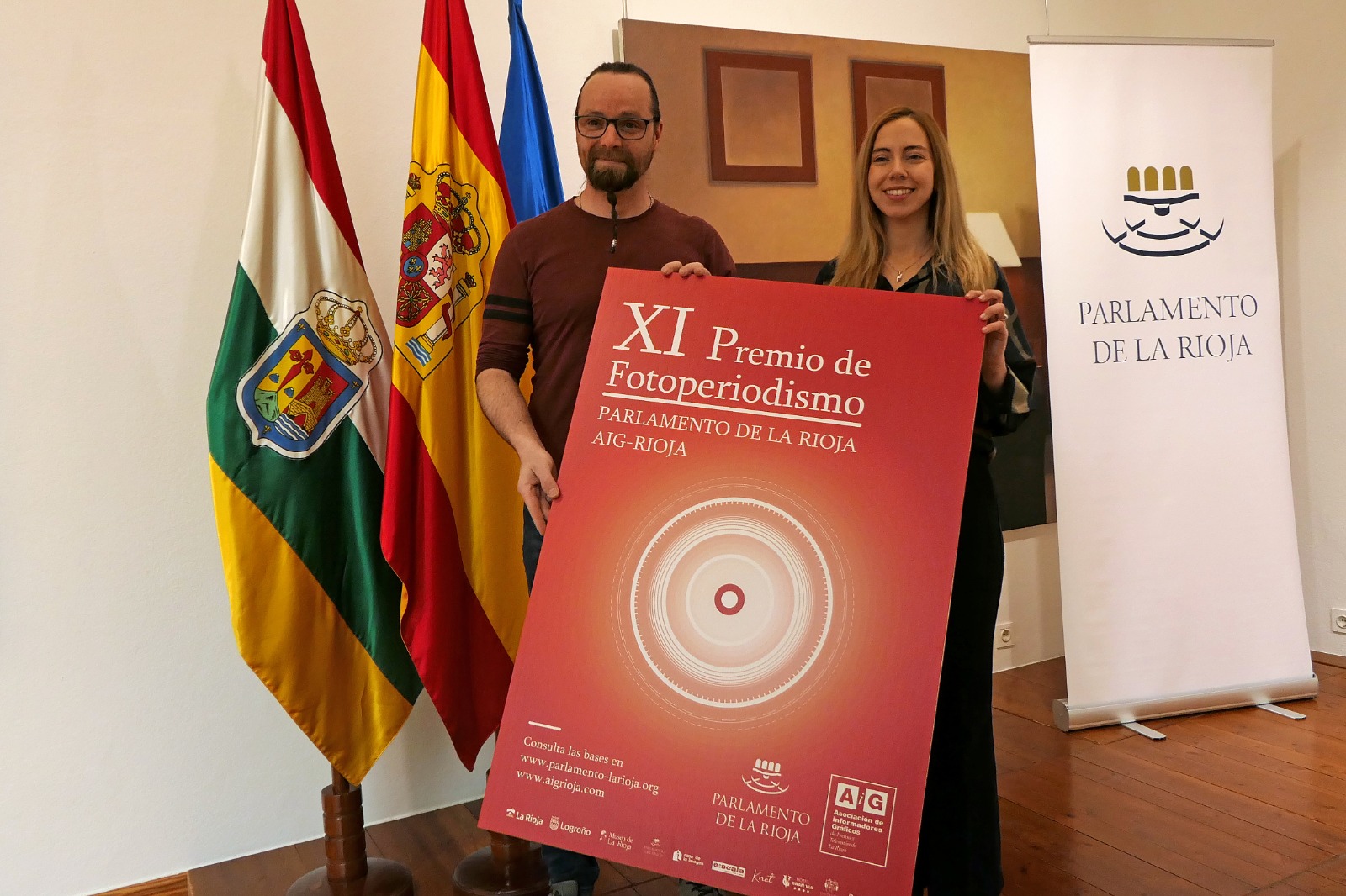 Presentación del XI Premio de Fotoperiodismo del Parlamento de La Rioja