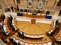La Cámara expresa su "más absoluta consternación y enorme pesar" ante "la tragedia que ha causado la vida de más de 200 personas"
