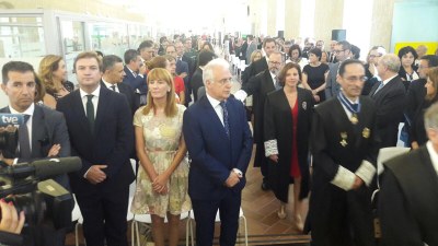 La Presidenta junto a otras autoridades participantes en el acto de toma de posesión