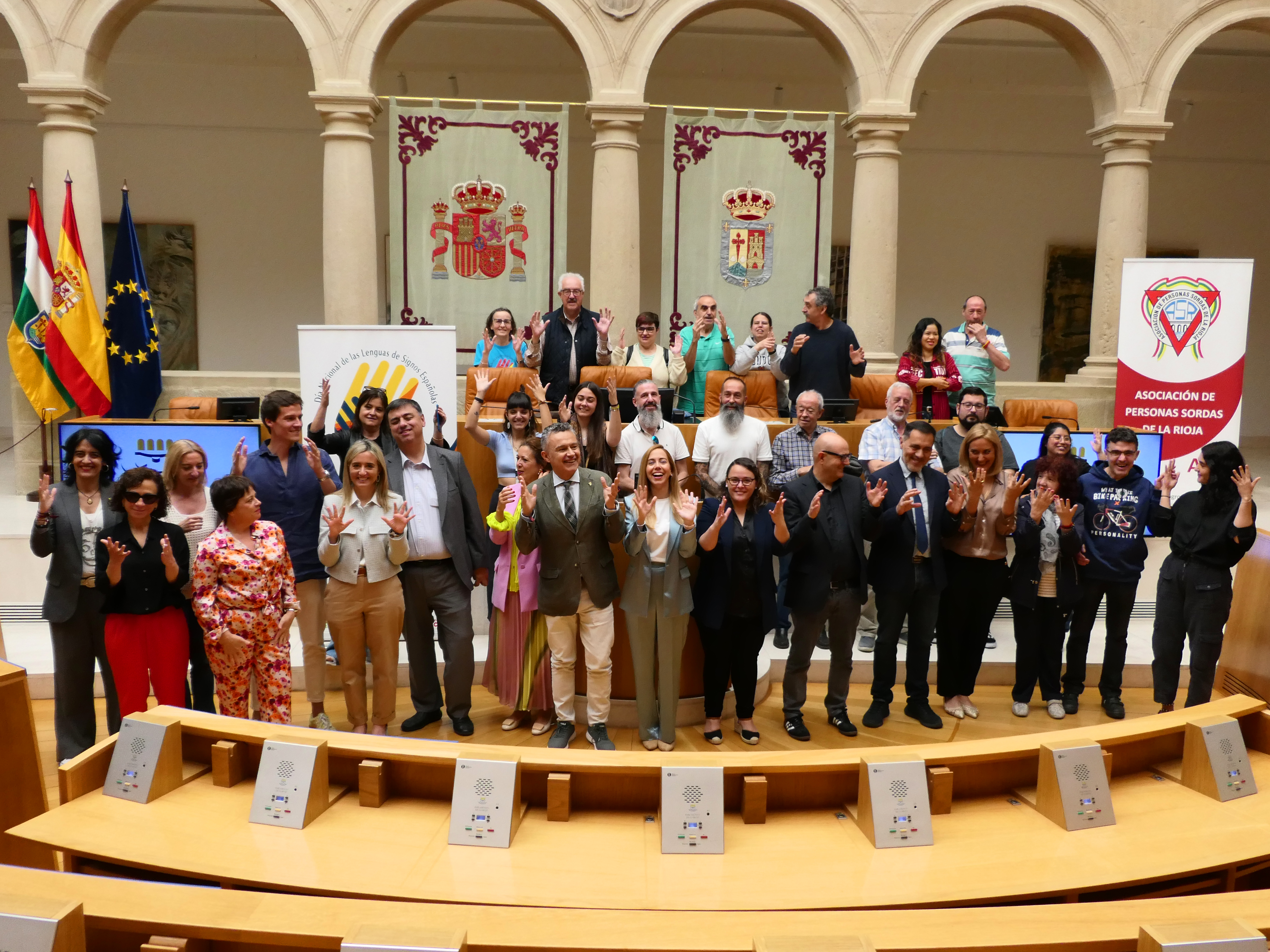 Día Nacional de las Lenguas de Signos Españolas