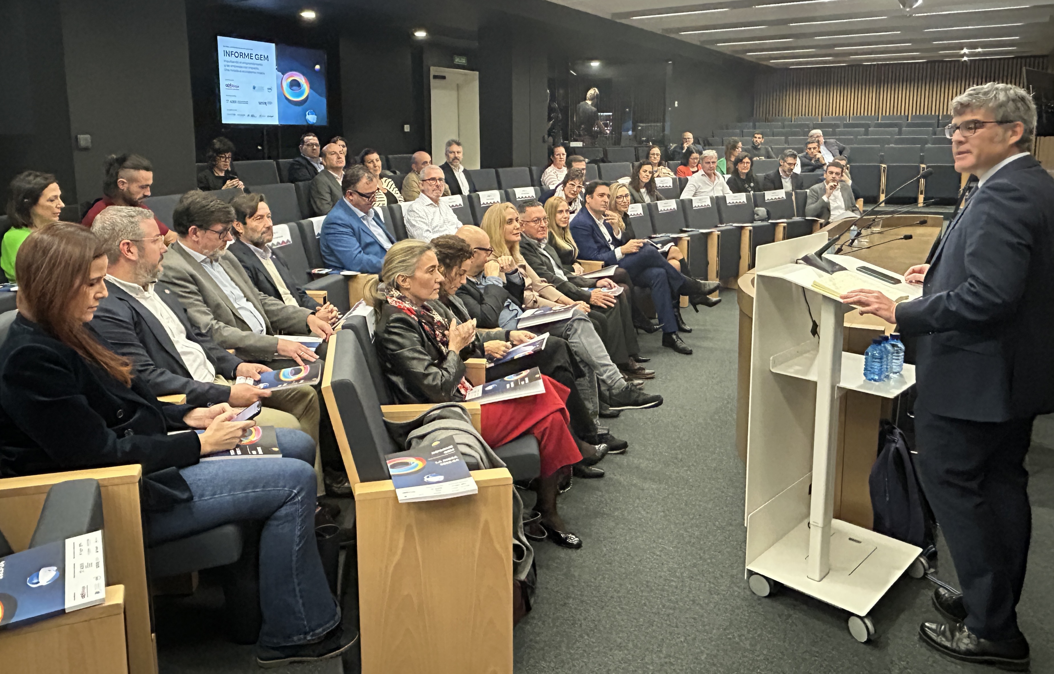 Presentación del Informe GEM