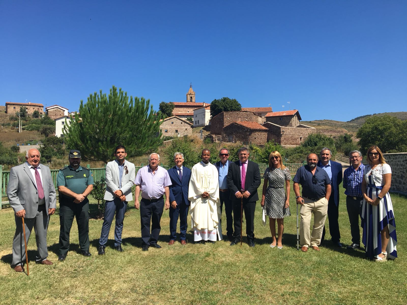 La Presidenta ha acompañado al Alcalde y al resto de autoridades