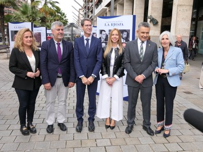 Inauguración de la exposición 40 años de Efe en La Rioja