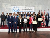 La presidenta del Parlamento felicita al Banco de Alimentos por su labor