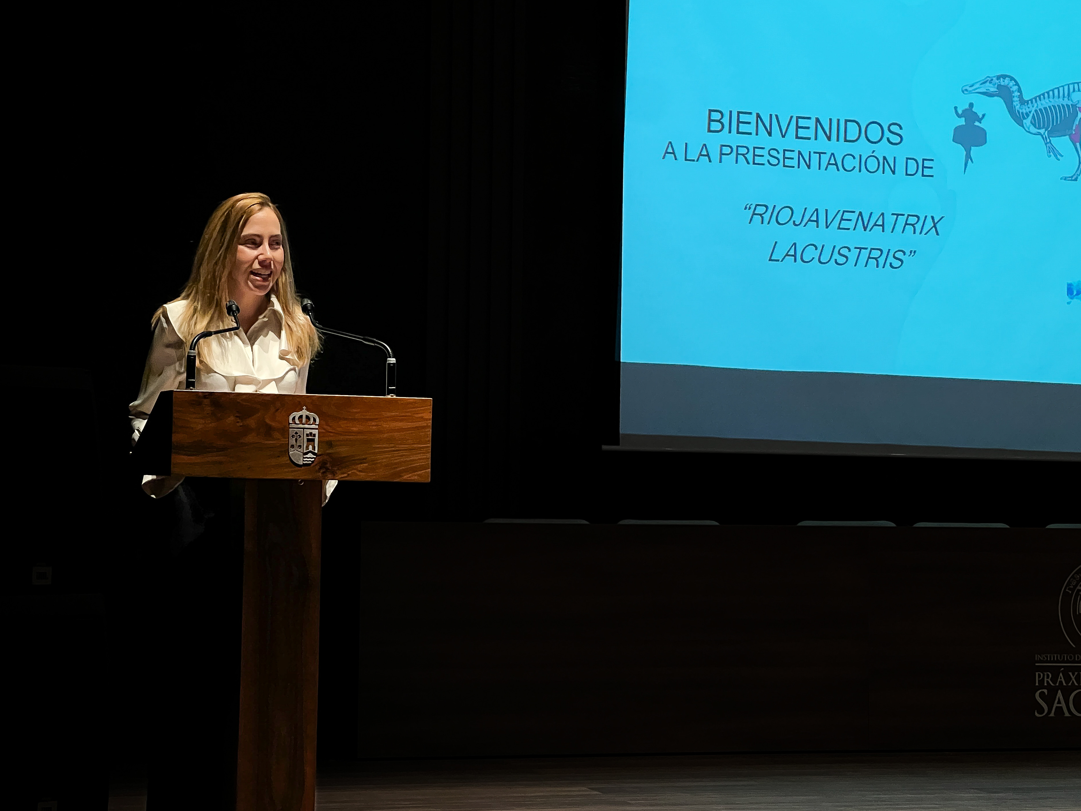 Presentación del primer dinosaurio descrito y nombrado en La Rioja