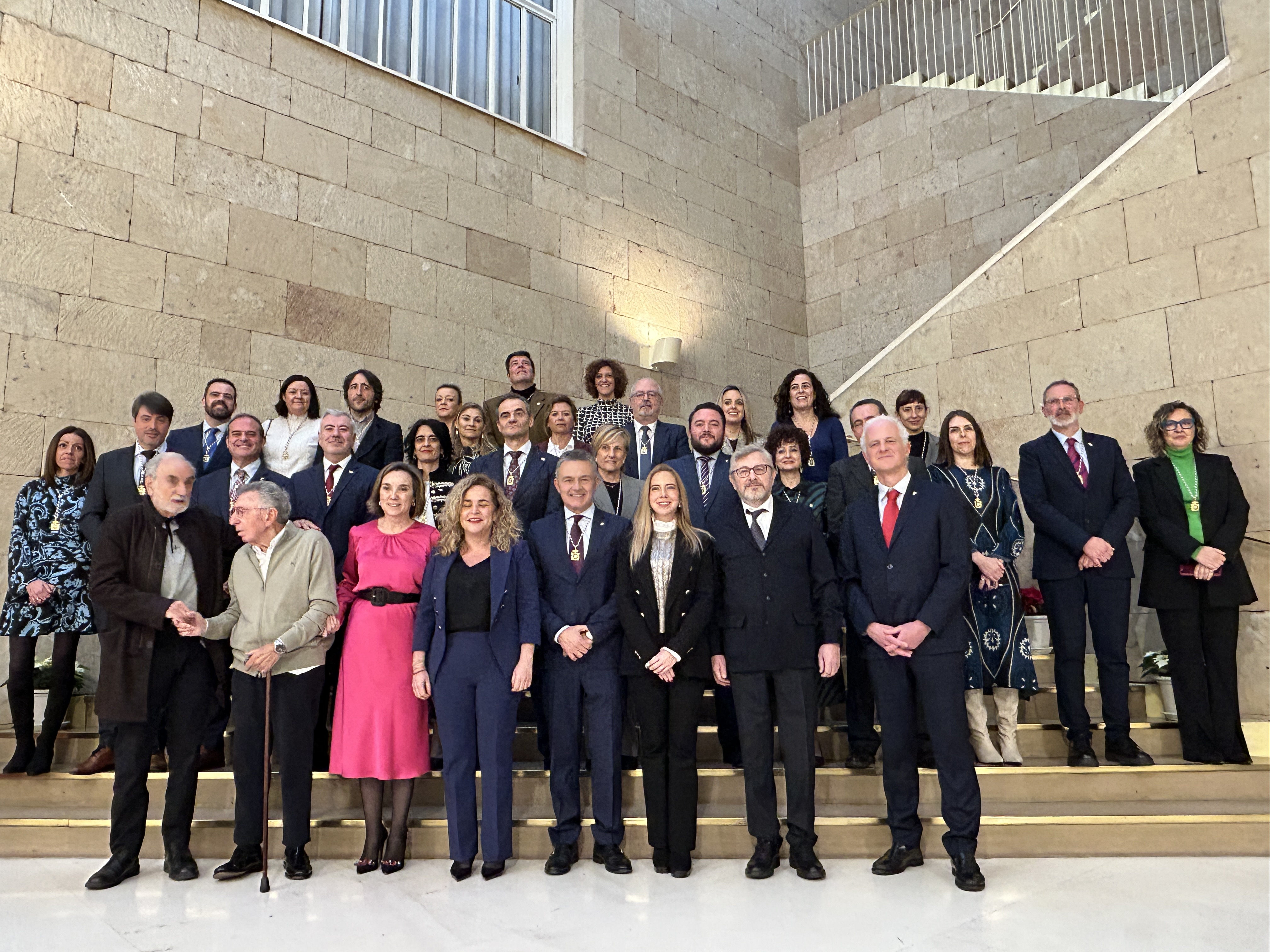 Entrega de la Medalla de Oro de la Ciudad a los últimos cuatro alcaldes