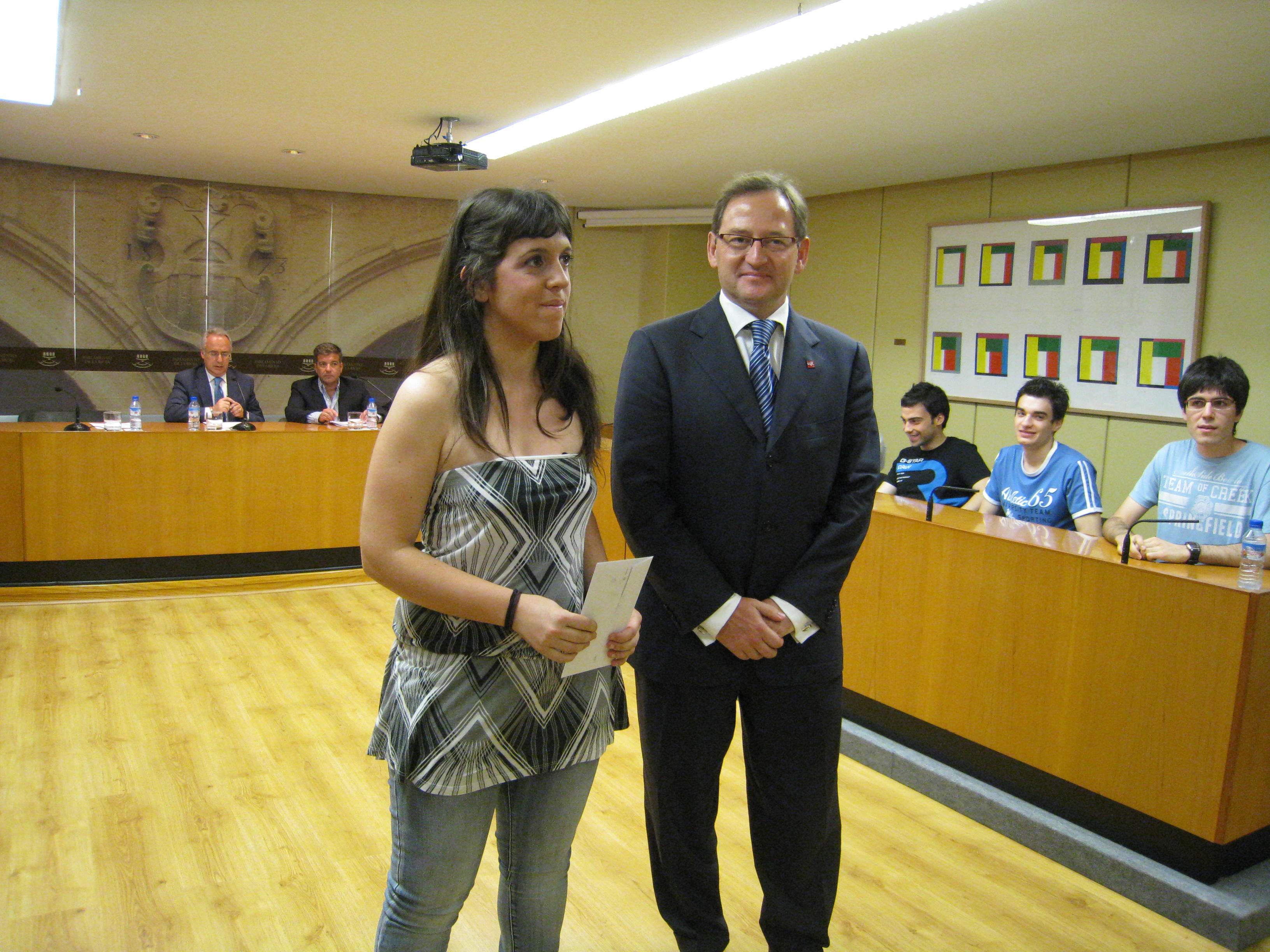 Concurso "Estudiantes del Milenio"