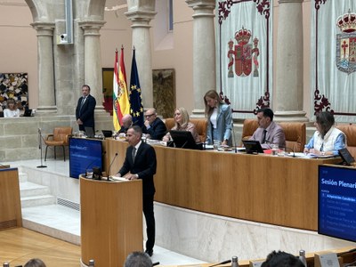 Toma de posesión de Víctor Rada