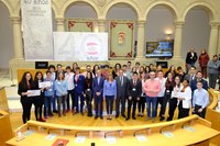 El equipo del instituto Escultor Daniel gana el I Torneo de Debate Preuniversitario, organizado por el Parlamento y la Universidad