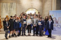El Parlamento de La Rioja edita un cuento para acercar la institución al público infantil 