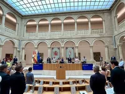 Minuto de silencio en memoria de Jesús Zueco Ruiz