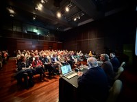 Presentación del libro 'Sagasta y la imagen fotográfica de la revolución industrial'