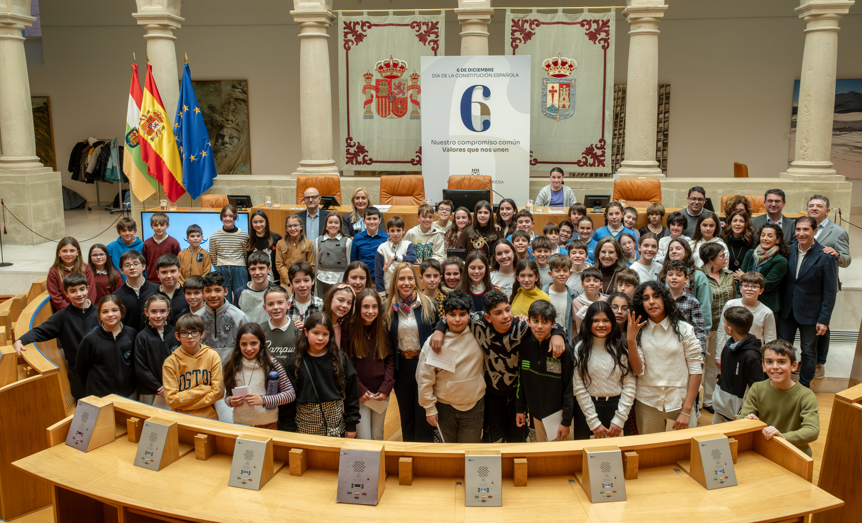 Lectura de la Constitución Española por escolares riojanos