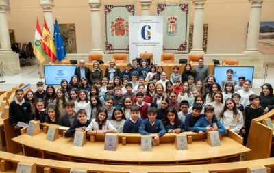 Lectura de la Constitución Española por escolares riojanos