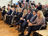 La presidenta del Parlamento asiste a la primera sesión del Debate sobre el Estado de la Ciudad