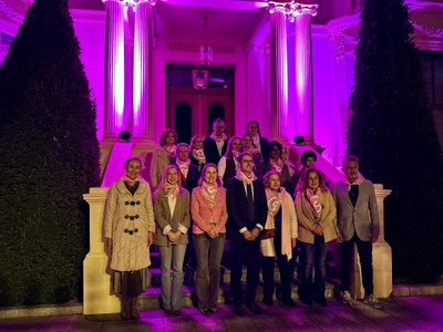 Iluminación del Palacio del Gobierno regional con motivo del Día Mundial contra el Cáncer de Mama