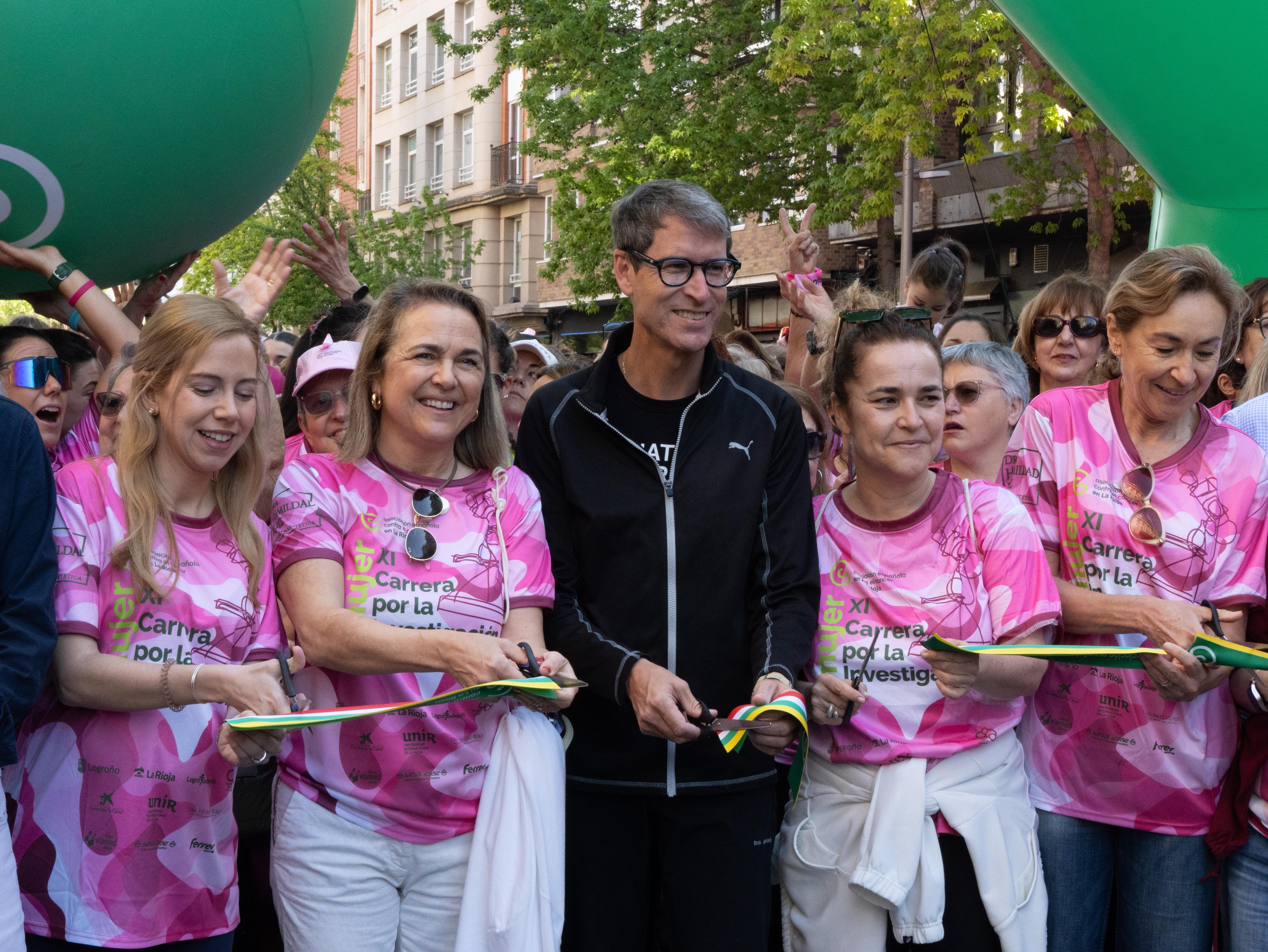 XI Carrera de la Mujer por la Investigación