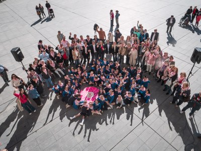 Lectura del manifiesto contra el cáncer de mama