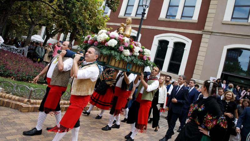 Acto institucional del Pisado de la Uva