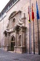 Fachada del Parlamento de La Rioja