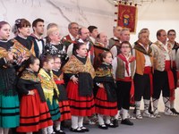 La Escuela de Jotas de La Rioja ha interpretado tres piezas de su repertorio