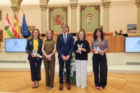 Los  I Premios del Parlamento de La Rioja a la Solidaridad Riojana reconocen a Manuela Muro, la AECC Rioja y el exoesqueleto de Ardem