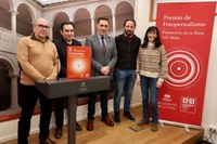 Presentación de los X Premios de Fotoperiodismo de AIG y Parlamento de La Rioja