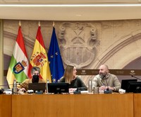 Representantes del área del cine comparecen en la Comisión que  analiza la situación de la cultura en La Rioja